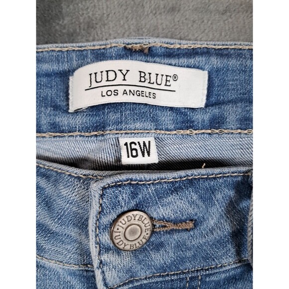 Judy Blue 16w Light Distressed Button Fly Skinny Fit - Picture 4 of 10